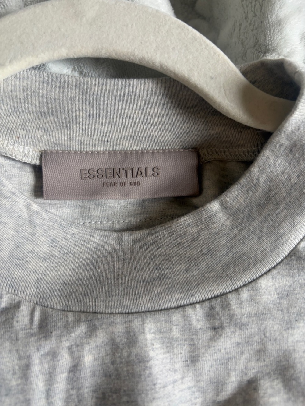 Essentials tee - Picture 5 of 7